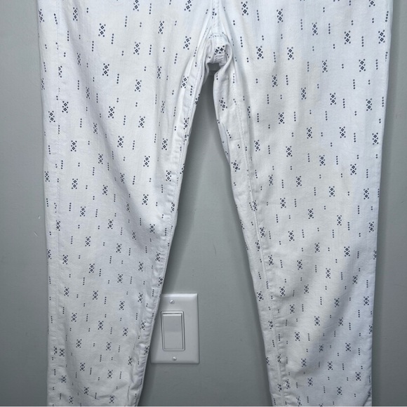 AG Adriano Goldschmied Stilt Cigarette Crop Jean Mosaic Print Optic White  Sz 27 - Picture 6 of 16